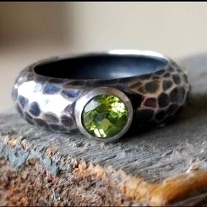 Silpada Sterling Silver & Peridot Ring